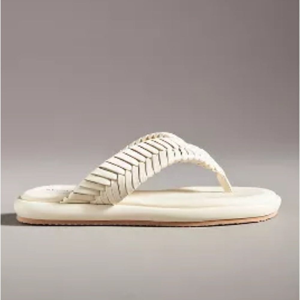 Anthropologie Kelsi Dagger Brooklyn Thong Braided White Sandals US 6.5/EU 37.5